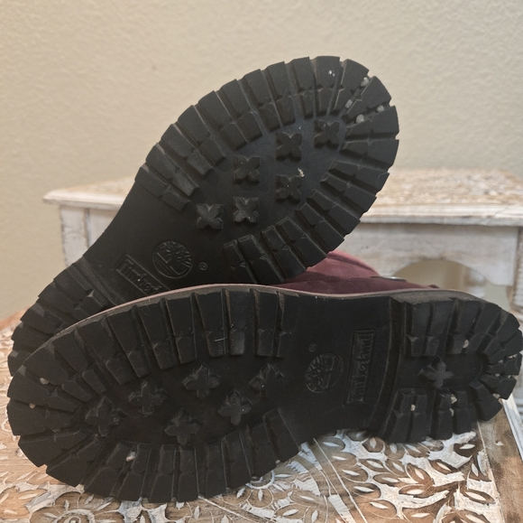 Maroon velvet timberlands - Picture 8 of 12